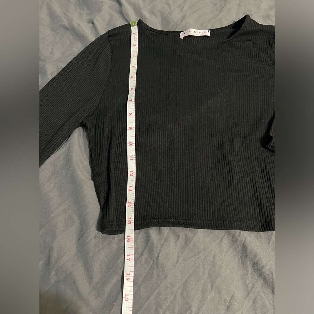 #311 black long sleeve - Picture 3 of 6